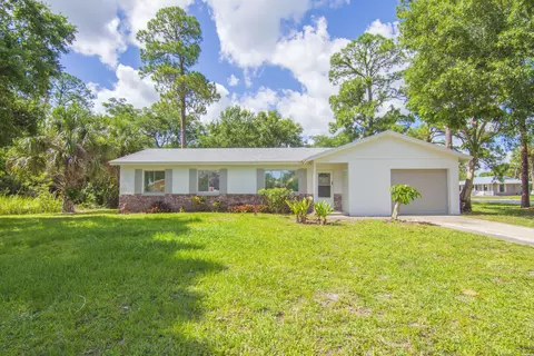 6195 7th St, Vero Beach, FL 32968