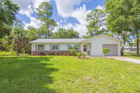6195 7th St, Vero Beach, FL 32968