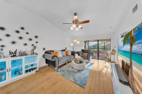 1023 Banks Rd #201, Margate, FL 33063