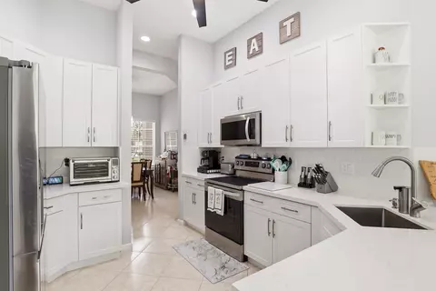 6583 Piemonte Dr, Boynton Beach, FL 33472