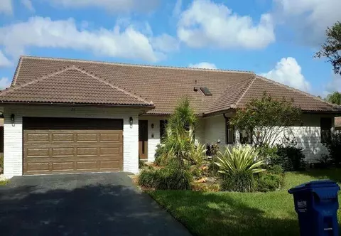 11299 NW 10th Mnr, Coral Springs, FL 33071