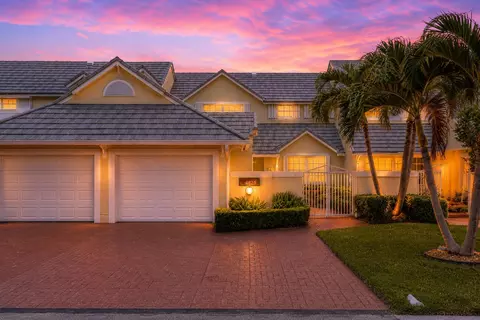 4825 NW 98th Pl, Doral, FL 33178