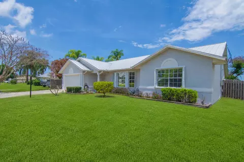 474 Arbor St, Sebastian, FL 32958