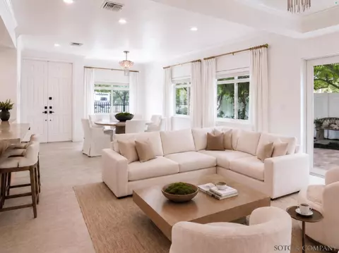 804 NE 7th St, Fort Lauderdale, FL 33304