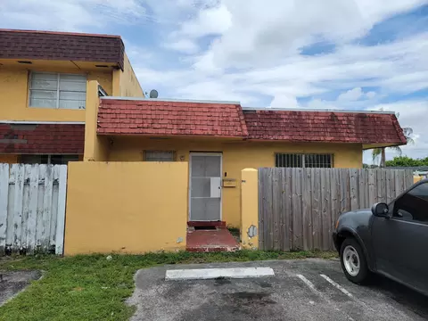 606 NW 179th St, Miami Gardens, FL 33169