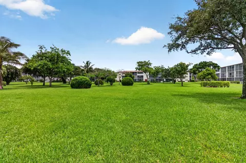 Exterior - 374 Brighton I #374, Boca Raton, FL 33434 photo 11 of 22