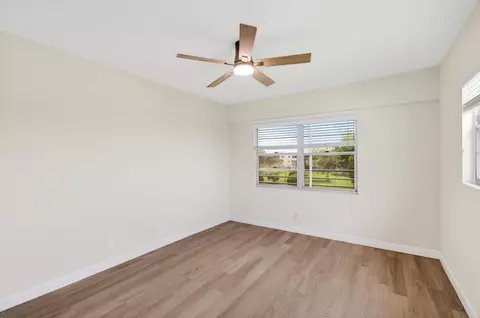 Bedroom - 374 Brighton I #374, Boca Raton, FL 33434 photo 4 of 8