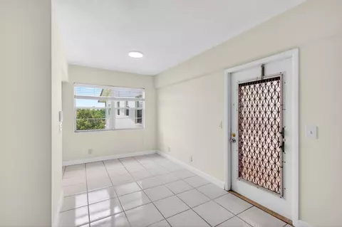 Entry Way - 374 Brighton I #374, Boca Raton, FL 33434 photo 3 of 3