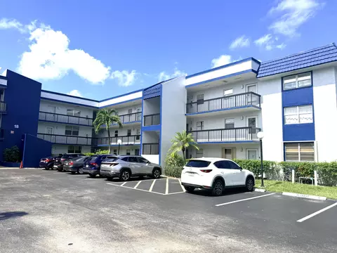 3050 Holiday Springs Blvd #111, Margate, FL 33063