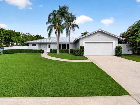 17773 Maplewood Dr, Boca Raton, FL 33487