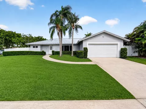 17773 Maplewood Dr, Boca Raton, FL 33487
