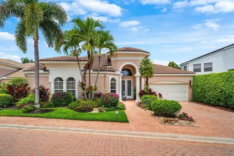 6517 Somerset Cir, Boca Raton, FL 33496