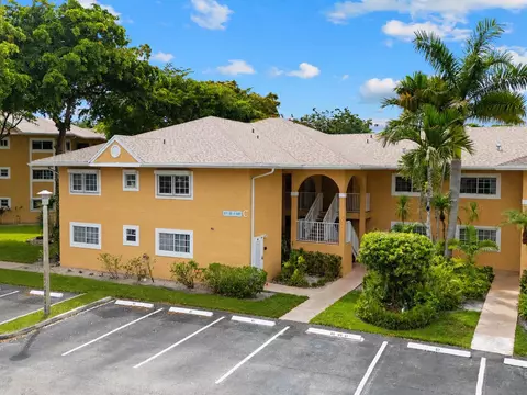 811 SE 4th Ave #C103, Dania Beach, FL 33004