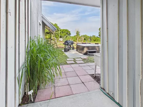 Exterior - 136 SW 85th Ave, Okeechobee, FL 34974 photo 15 of 16