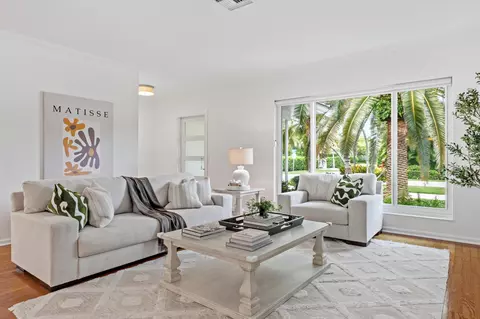 329 Andrews Ave, Delray Beach, FL 33483