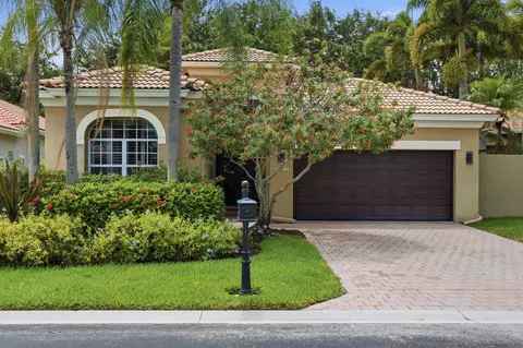 5677 Via De La Plata Cir, Delray Beach, FL 33484