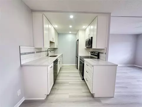 2048 Newport N #2048, Deerfield Beach, FL 33442