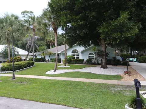 129 38th Ct, Vero Beach, FL 32968