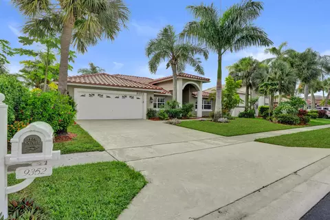 9352 Cascade Ct, Boynton Beach, FL 33437