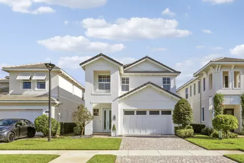125 Bonnette Hunt Club Ln, Palm Beach Gardens, FL 33418