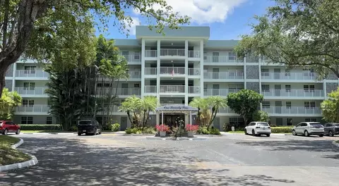 802 Cypress Grove Ln #506, Pompano Beach, FL 33069