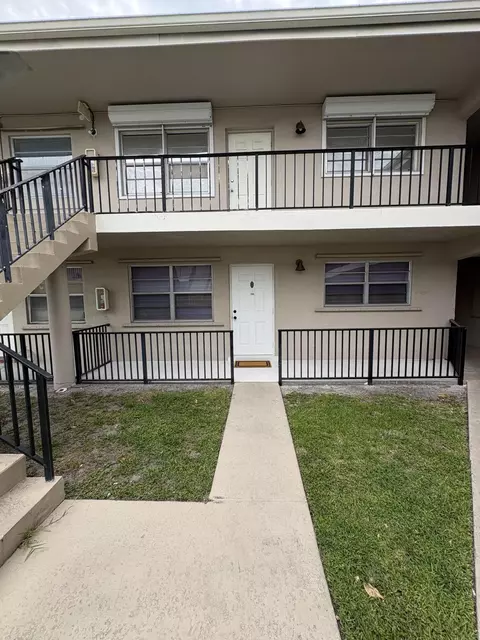 1230 Old Boynton Rd #208, Boynton Beach, FL 33426