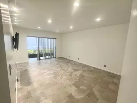 2201 NE 66th St #1306, Fort Lauderdale, FL 33308