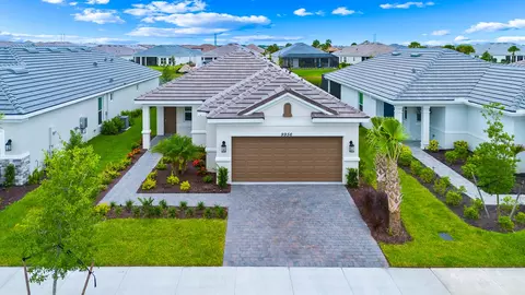 9956 Santini Rd, Port Saint Lucie, FL 34987
