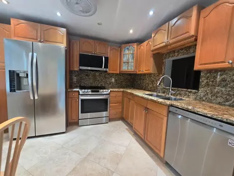 2402 Antigua Cir #E3, Coconut Creek, FL 33066