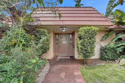 4721 Sarazen Dr, Hollywood, FL 33021