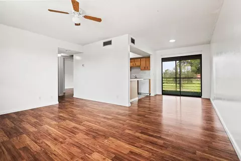4151 Oak Terrace Dr #4151, Greenacres, FL 33463