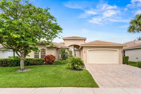 13215 Alhambra Lake Cir, Delray Beach, FL 33446