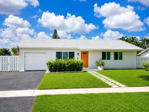 11100 NW 25th Ct, Sunrise, FL 33322
