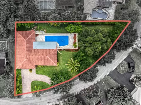 3860 NW 100th Ave, Coral Springs, FL 33065
