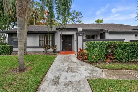 325 Pennington Ct, Royal Palm Beach, FL 33411