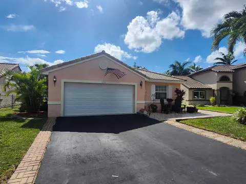 120 NW 189th Ave NW, Pembroke Pines, FL 33029