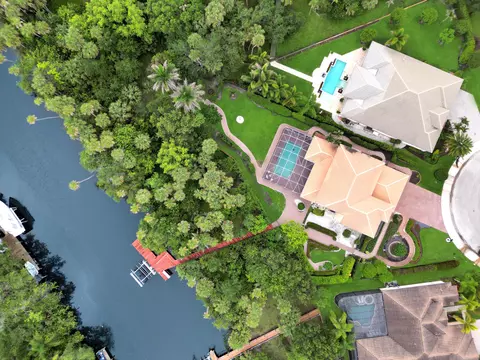 View/Area - 299 SW Lost River Rd, Stuart, FL 34997 photo 3 of 5