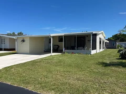 526 Hemingway Ter #F-02, Fort Pierce, FL 34982