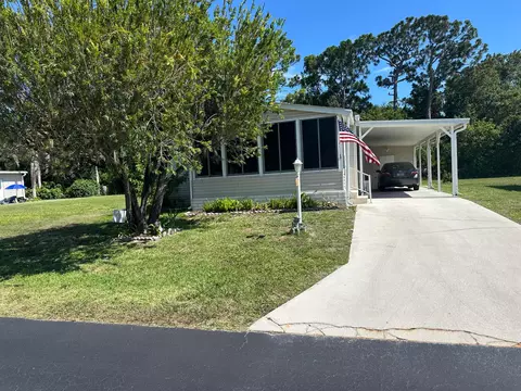 235 Travis Cay Pl #B-16, Fort Pierce, FL 34982