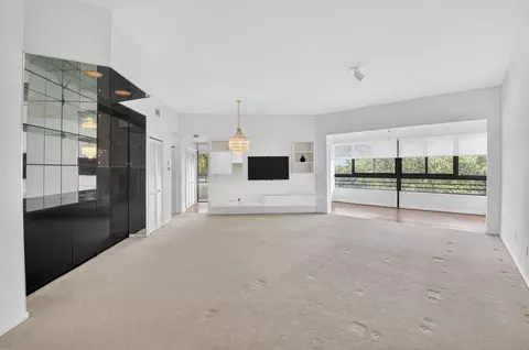 7460 La Paz Blvd #306, Boca Raton, FL 33433
