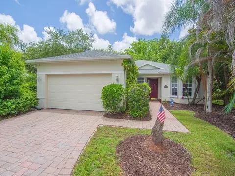 3830 Nags Head Pl SW, Vero Beach, FL 32968