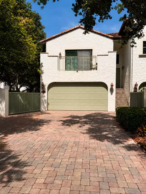 4400 Hidden Harbour Ter, Fort Lauderdale, FL 33312
