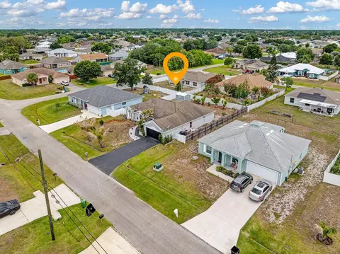 981 SW Mccomkle Ave, Port Saint Lucie, FL 34953