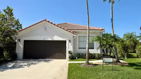 522 Live Oak Ln, Weston, FL 33327