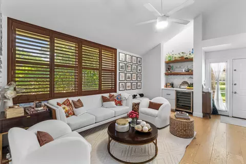 8104 Oakton Ct #4C, Lake Clarke Shores, FL 33406
