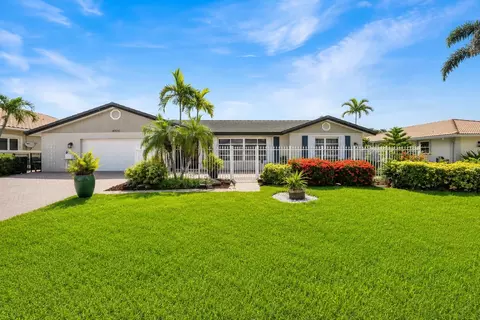 4020 NE 24th Ave, Lighthouse Point, FL 33064