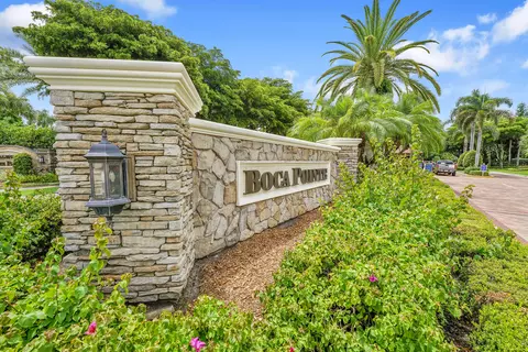 7917 Travlers Tree Dr, Boca Raton, FL 33433