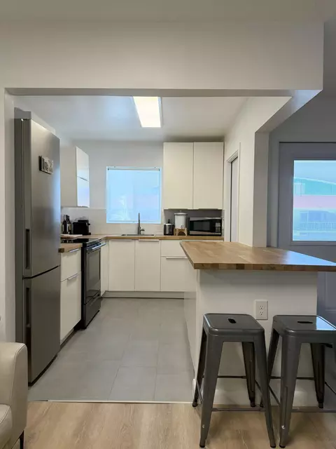 580 Egret Dr #305, Hallandale Beach, FL 33009