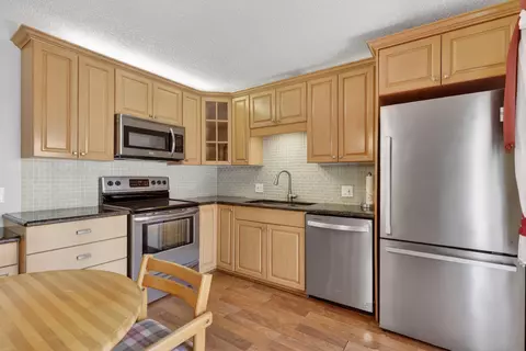 Kitchen - 5706 SE Riverboat Dr #202, Stuart, FL 34997 photo 4 of 5
