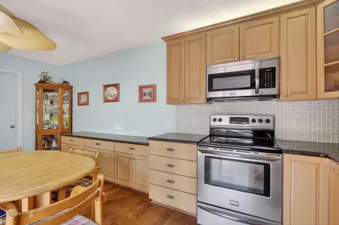 Kitchen - 5706 SE Riverboat Dr #202, Stuart, FL 34997 photo 5 of 5